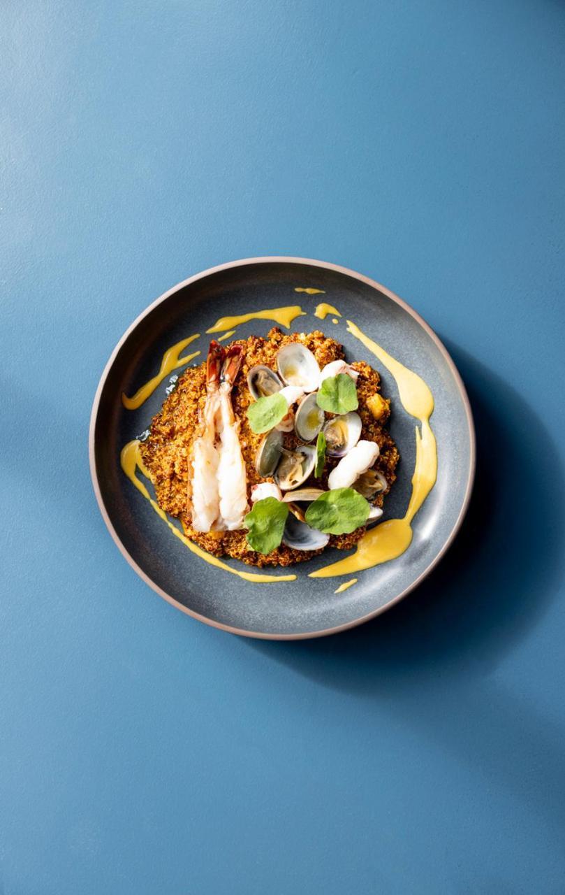 Sun Street Hotel Shoreditch London Eksteriør bilde Quinoa with shrimp and mussels